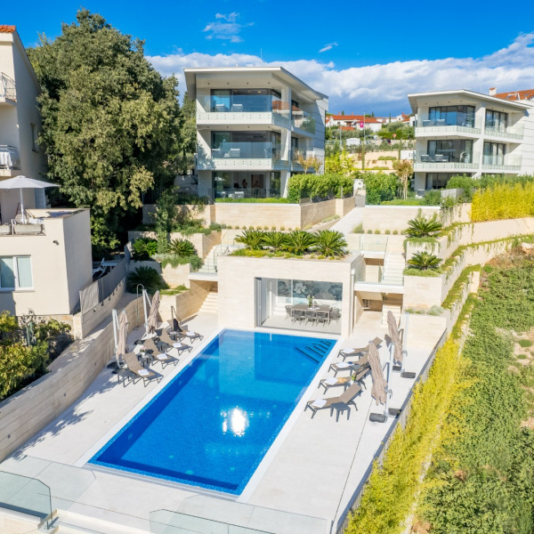 VILA A - Grad Krk, Hadrie - Experience Elevated Malinska, Krk