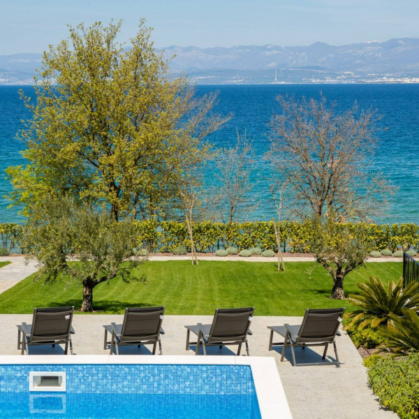 VILLA C - Malinska, Hadrie - Experience Elevated Malinska, Krk